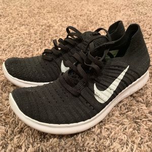 Nike free run fly knits